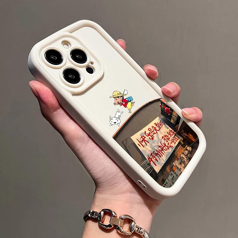 网红快乐小新适用iphone15pro苹果14promax手机壳12pro全包11防摔