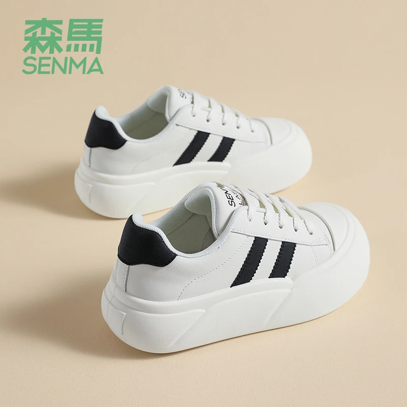 森马爆款学生小白鞋简约春季新款轻便板鞋百搭厚底休闲运动面包鞋
