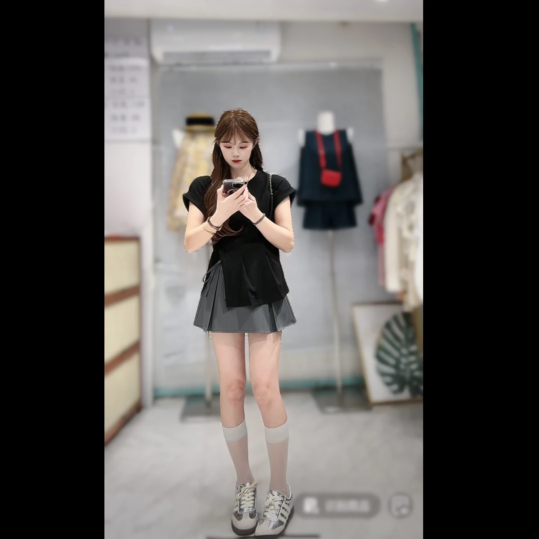 拾一 清仓不规则卷边短袖