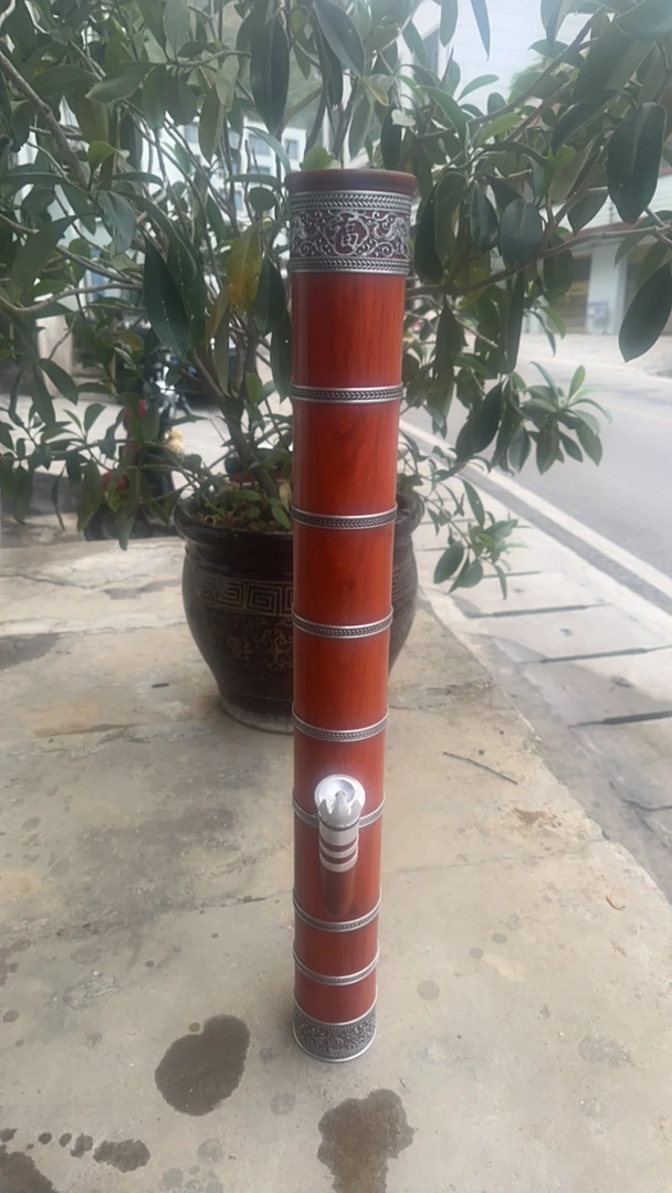 中号红花梨烟筒 高74.5公分 内口6.3公分 外口：8.5公分