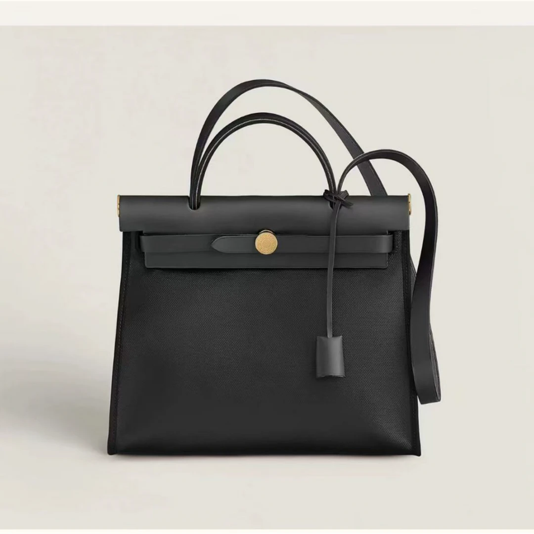 全新未使用 Hermes/爱马仕 Herbag31 黑色 金扣