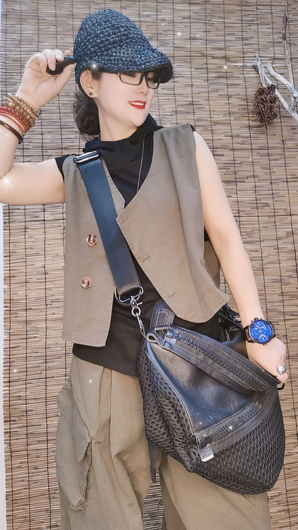 秋款个性时尚短款洗水棉马甲