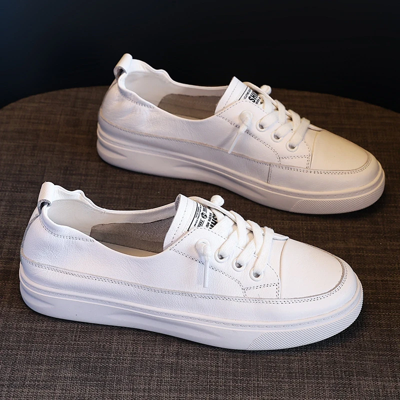 软底牛皮小白鞋女2025新款春秋舒适透气真皮百搭平底运动板鞋跑步