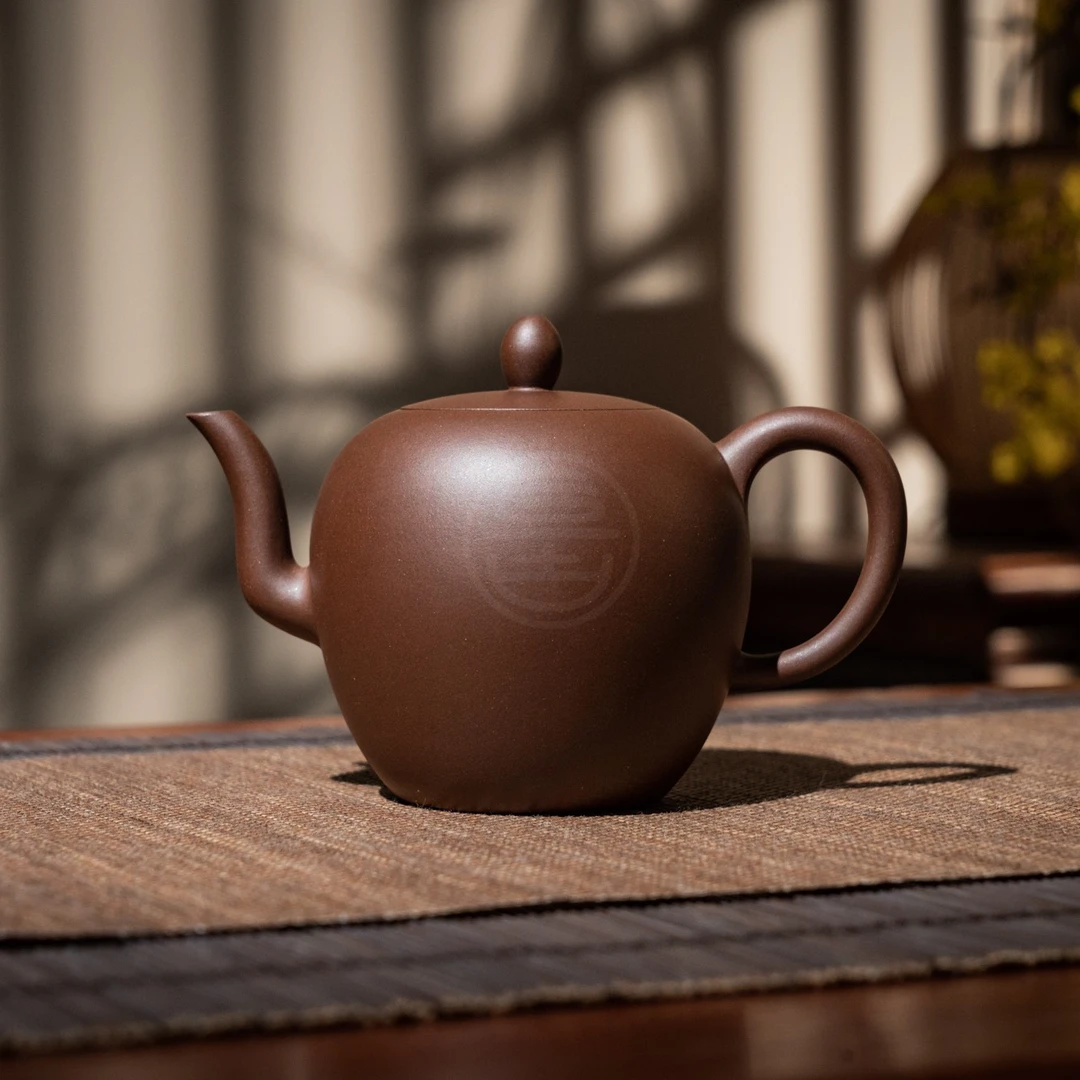 【亘古】《美人肩》全手工制 一厂老紫泥 约170cc 手工紫砂壶