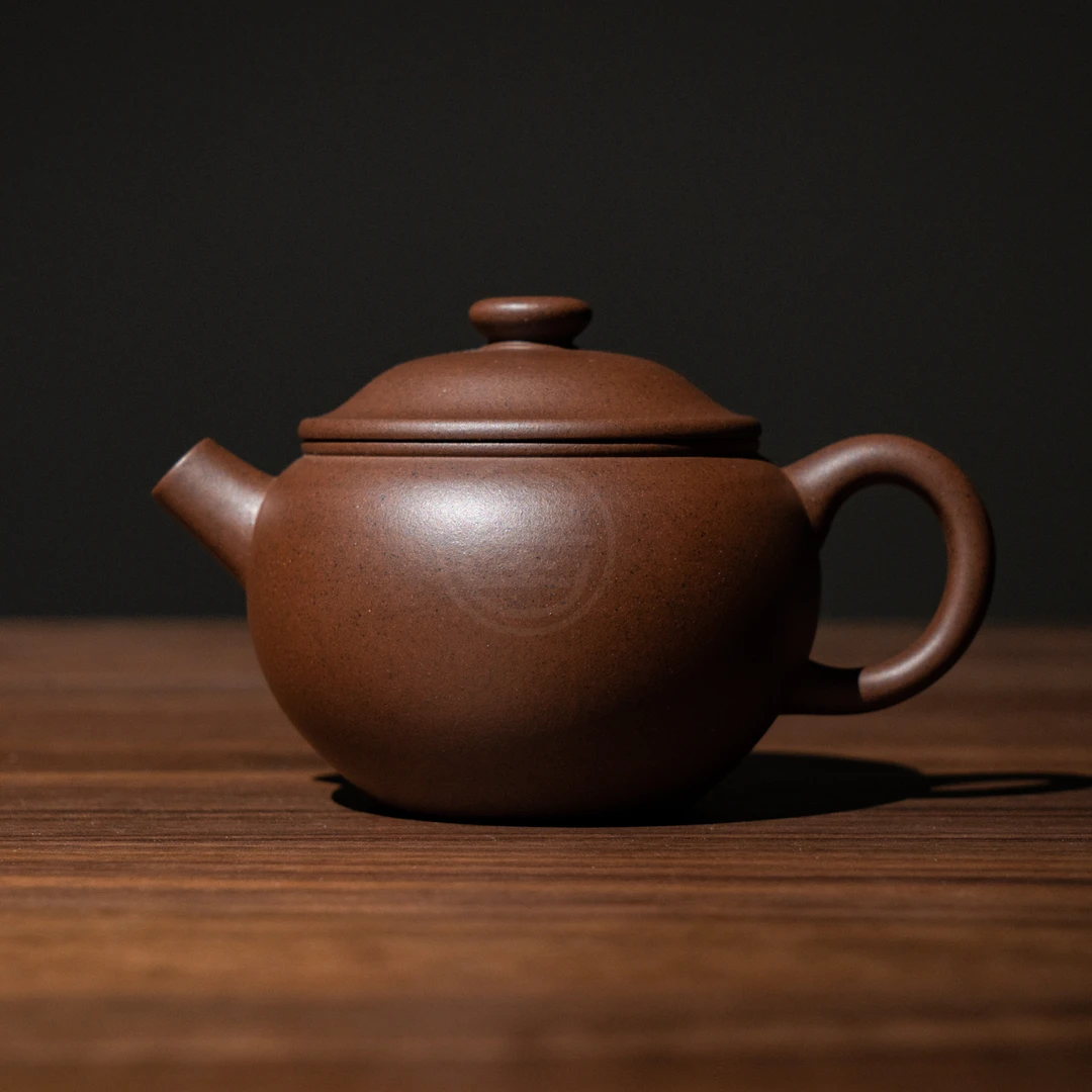 【亘古】《巨轮珠》精工半手 黑星土 约150cc 手工紫砂茶壶