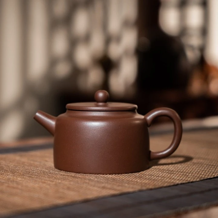 【亘古】《平盖德钟》精工半手 一厂老紫泥 160cc 手工紫砂茶壶