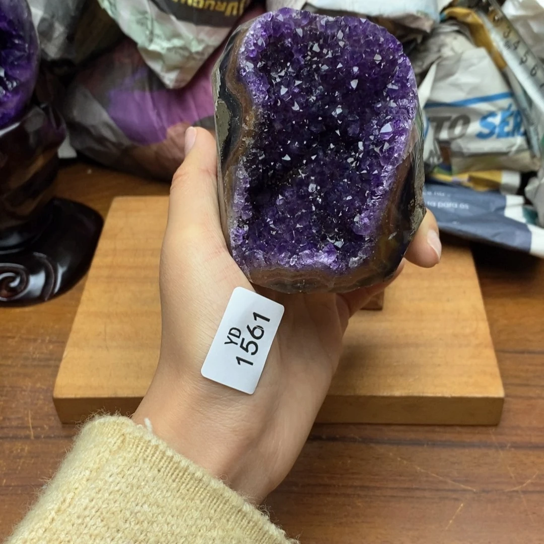 水晶大型摆件（非配饰）未镶嵌