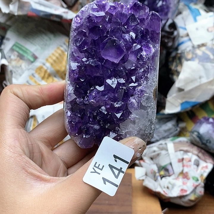 水晶大型摆件（非配饰）未镶嵌