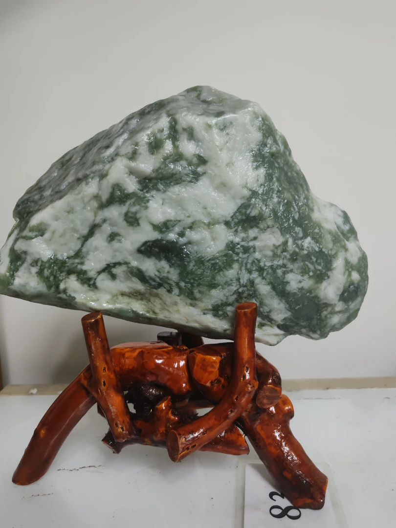 天然岫玉精品原石多样性随机发货一块