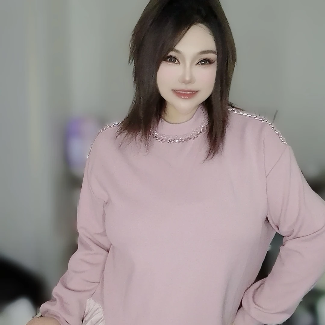 秋冬新款环绕钻石叠层斜摆上衣