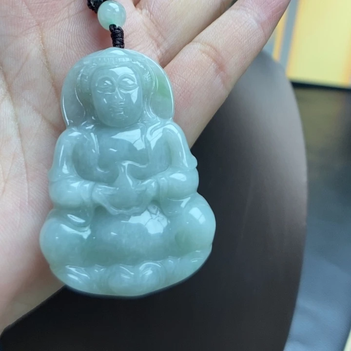 翡翠颈饰未镶嵌吊坠