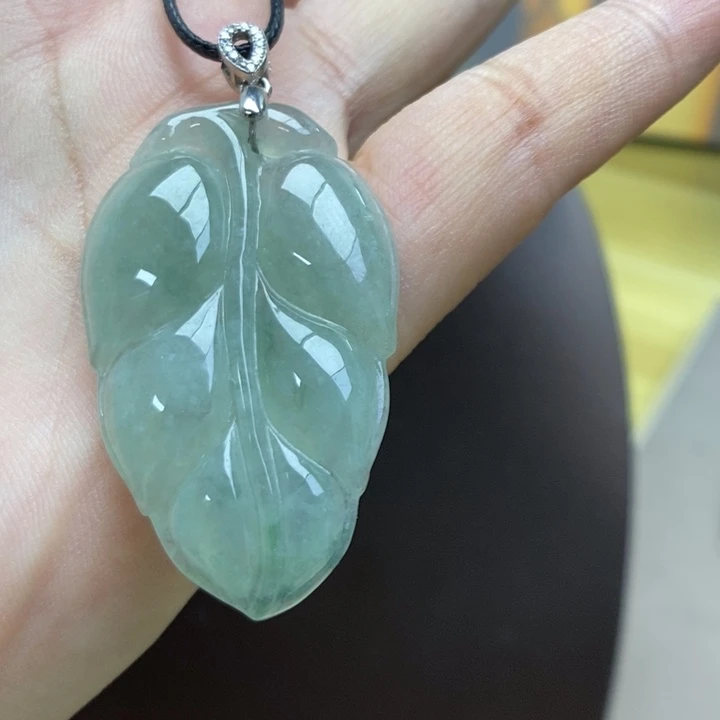翡翠颈饰银S925镶嵌吊坠36