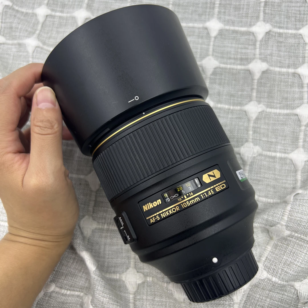 95新 Nikon/尼康 105 1.4E 定焦人像镜头 单反