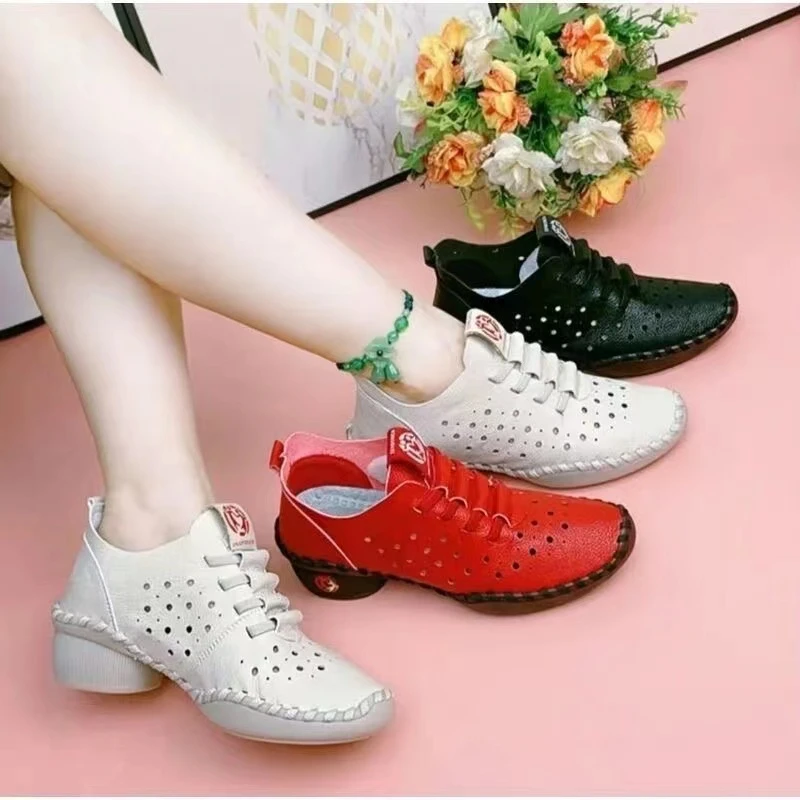 软底跳舞鞋舒适百搭大码老妈鞋鞋宽胖脚牛筋底四季中年女士休闲鞋