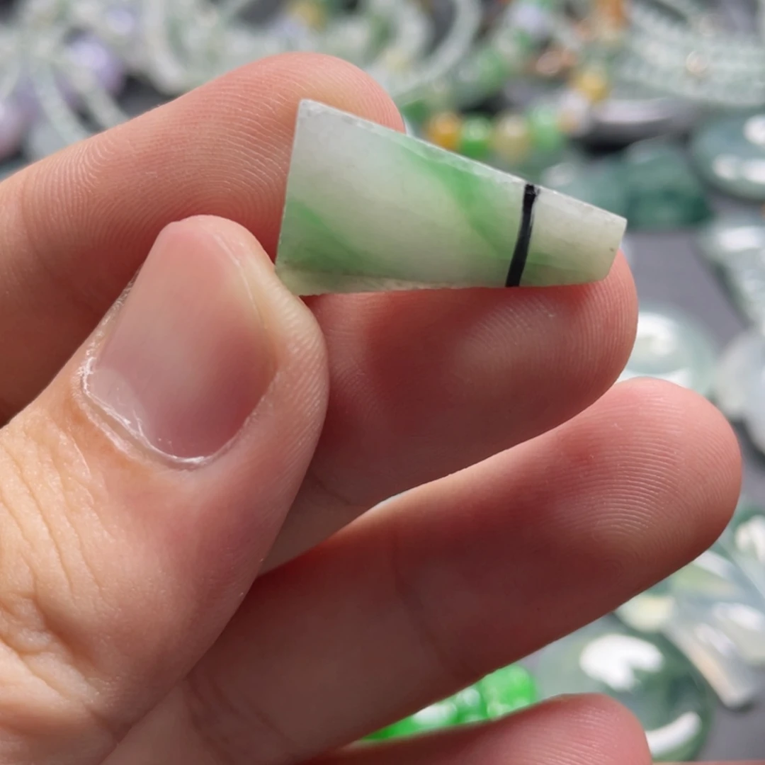 【闪购商品】定制翡翠未镶嵌翡翠