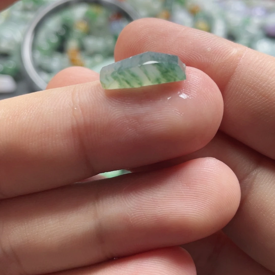 【闪购商品】定制翡翠未镶嵌翡翠