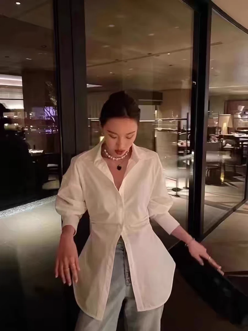 收腰中长款衬衫2025春夏设计感收腰宽松慵懒风百搭气质显瘦衬衣女