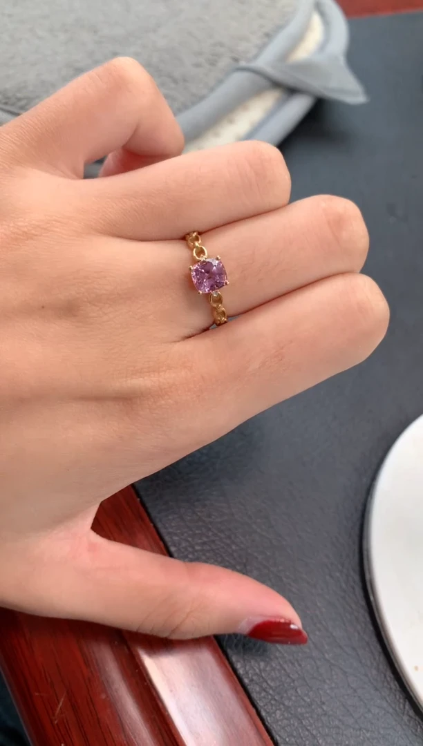 【闪购商品】尖晶石戒指18K金镶嵌尖晶石戒指