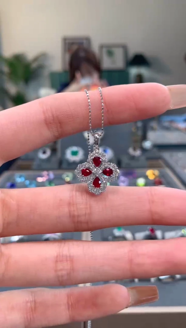 【闪购商品】红宝石吊坠(不含链)铂Pt950镶嵌红宝石