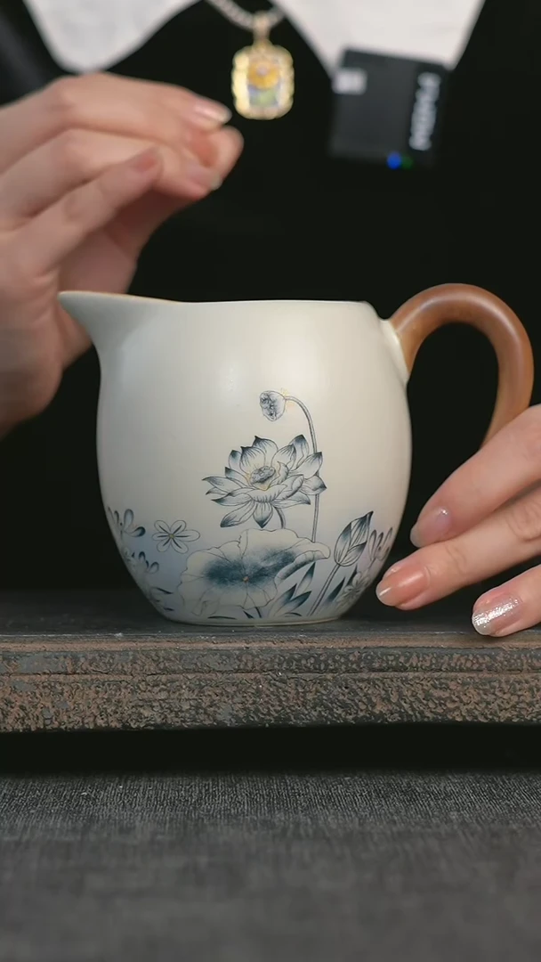 【闪购商品】AAA荷韵公道杯@@D0022