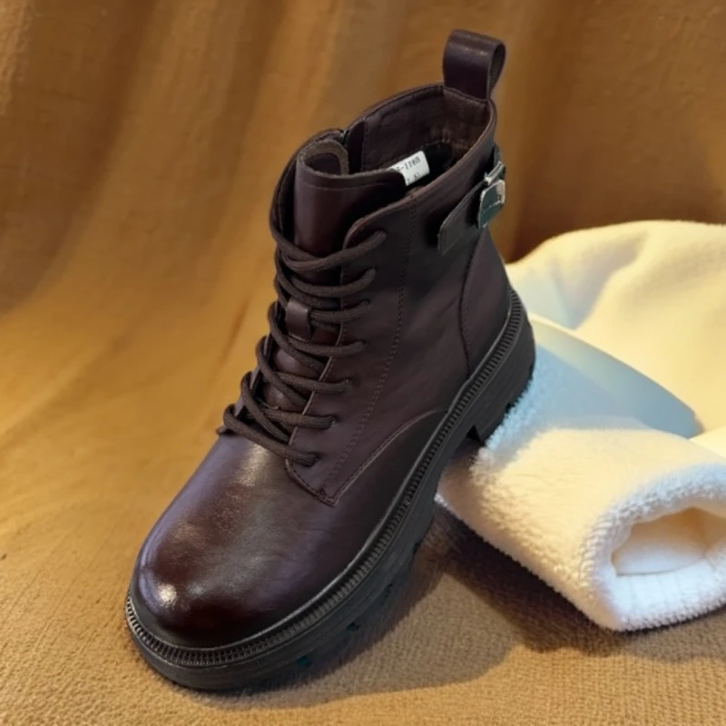 复古英伦风马丁靴女厚底短靴时尚百搭圆头工装靴