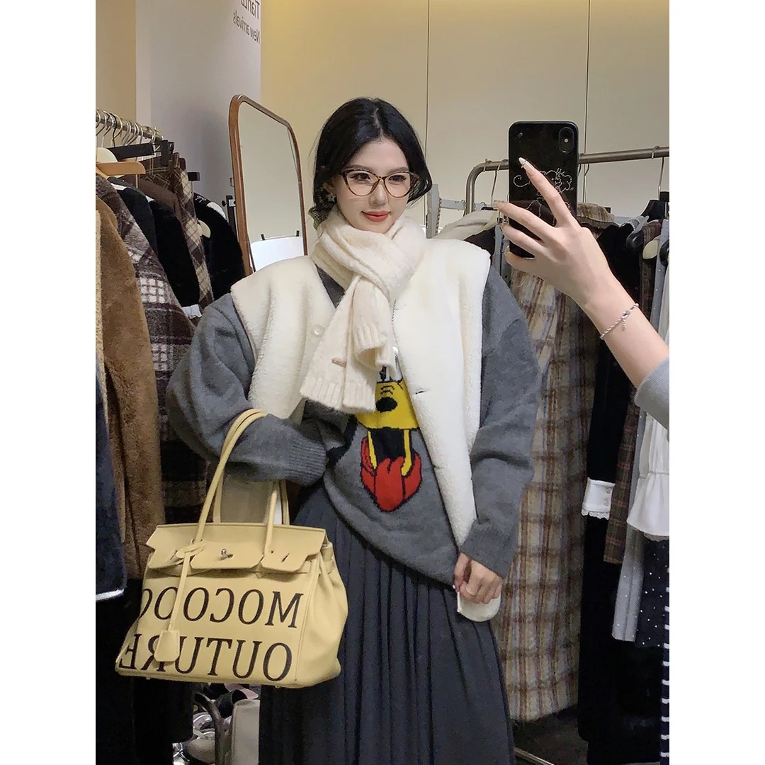 【土司大人】多多2024秋冬新款时尚显瘦宽松气质侧开衩口袋马甲女