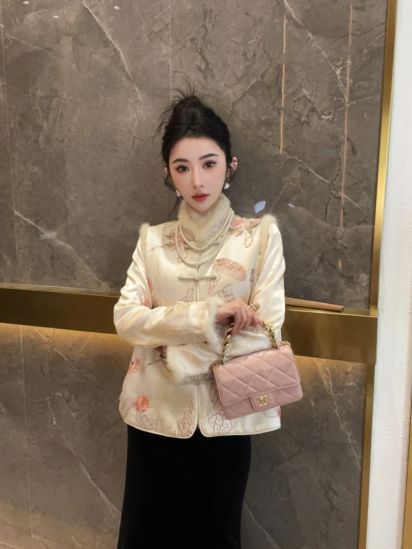 现货【富贵如意】新中式水貂毛醋酸加棉气质刺绣国风马夹