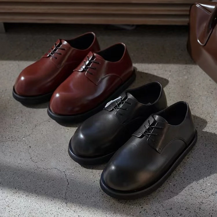 诗歌兰女鞋2024早春新款真皮时尚英伦风系带平底欧货复古穆勒皮鞋