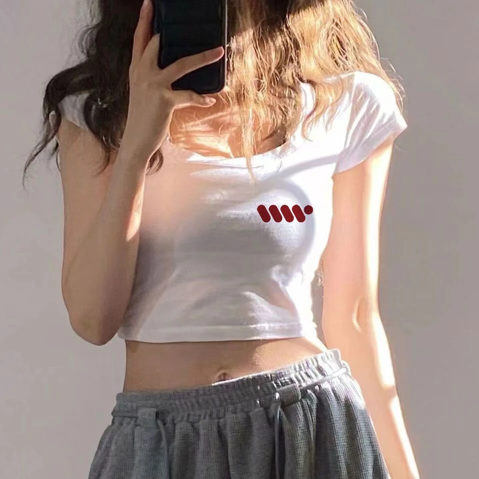 白色U领短袖T恤女设计感夏季新款短款显瘦甜辣妹露脐纯欲打底上衣