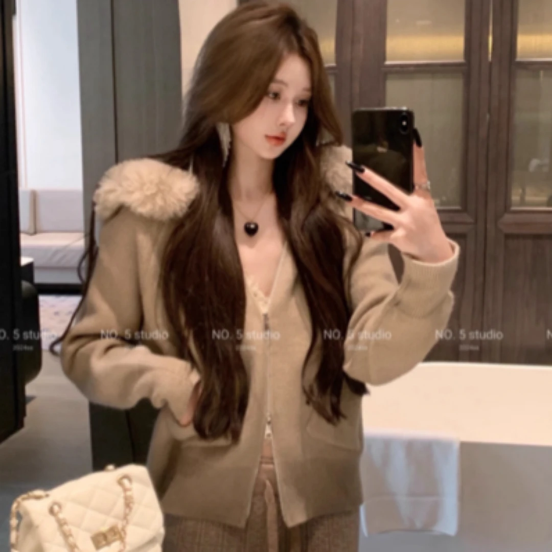 氛围感慵懒风连帽毛毛领针织开衫女春秋纯欲显瘦小众拉链毛衣外套