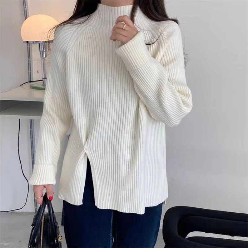 2025秋冬新款设计感小众半高领毛衣女加厚下摆开叉宽松针织衫打底