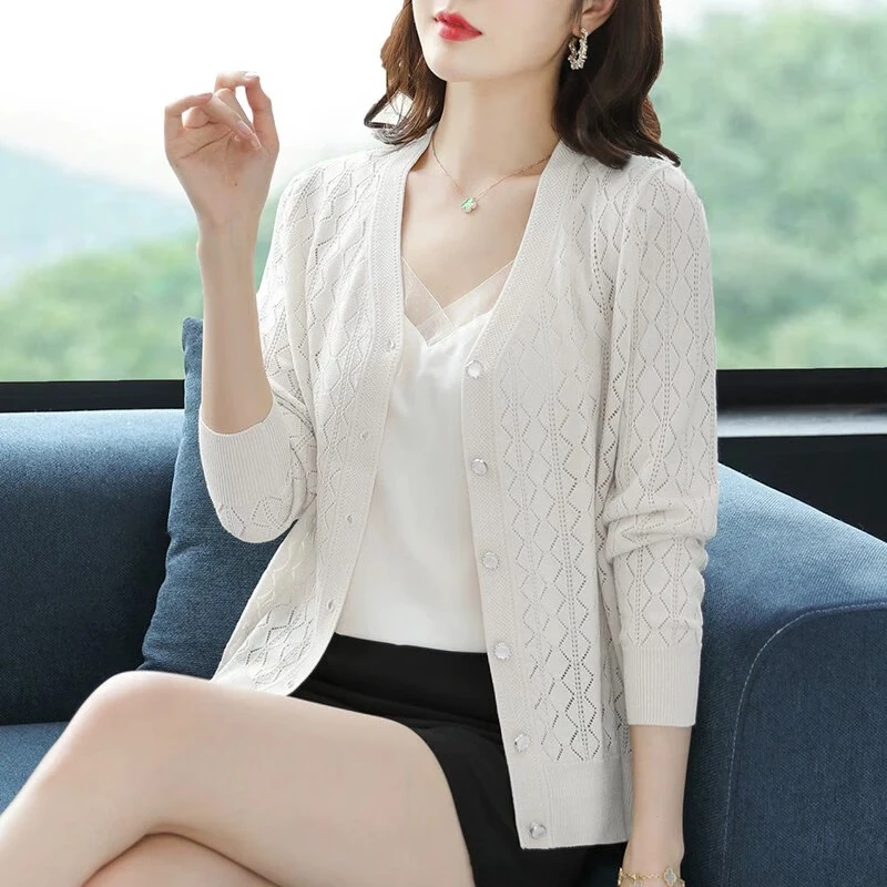 冰丝针织开衫女薄款披肩外套女夏季镂空外搭上衣