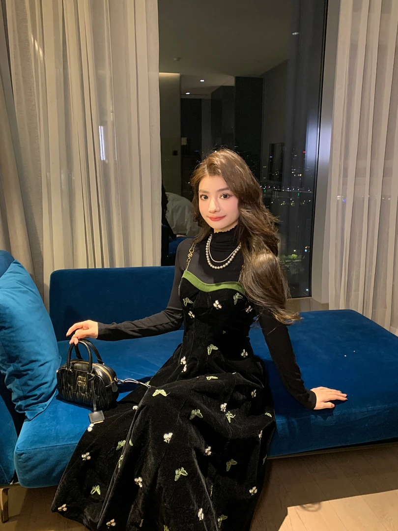 薇宝儿塔塔-【森林之歌】秋冬新款显瘦气质收腰连衣裙-3N617Q