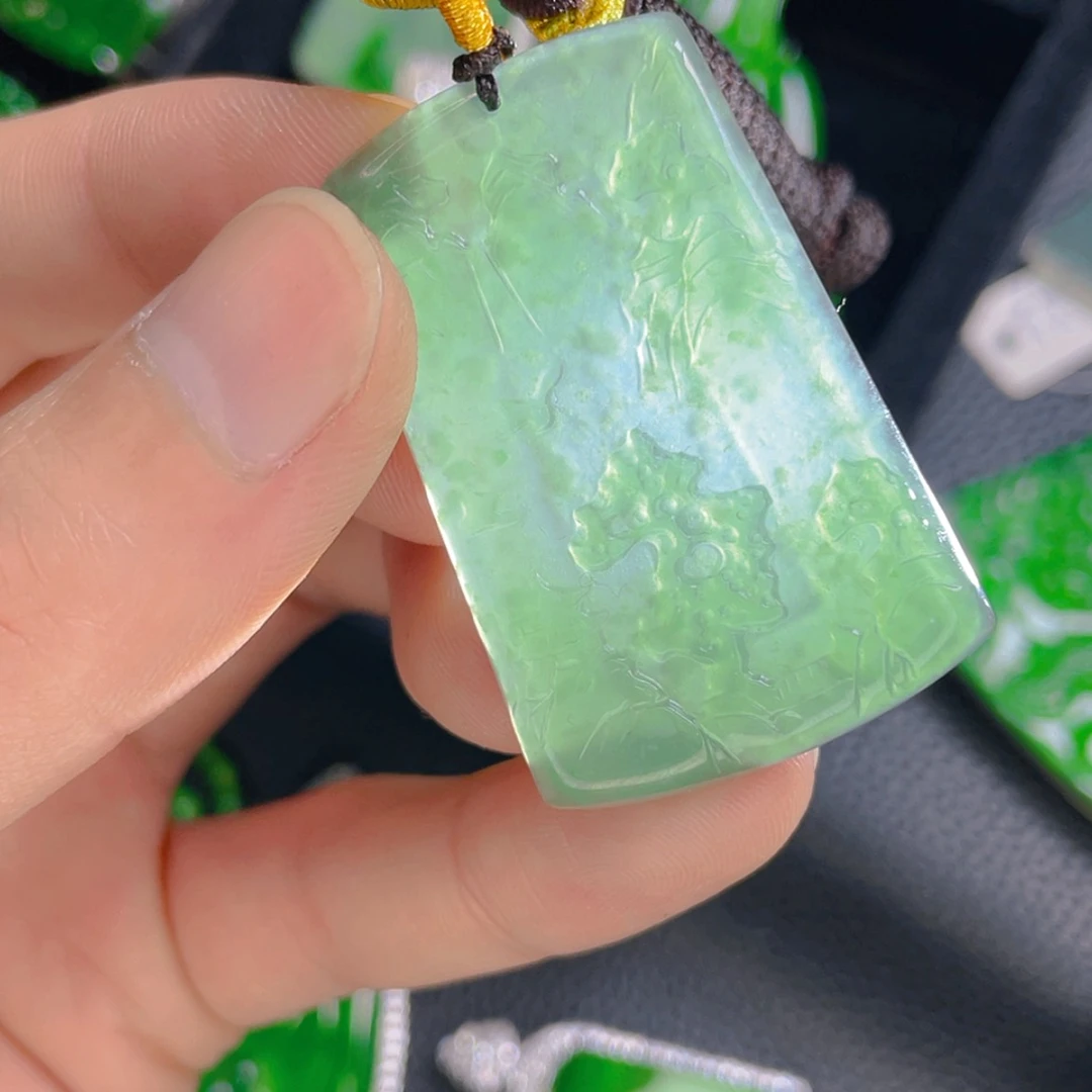 【闪购商品】翡翠颈饰未镶嵌82