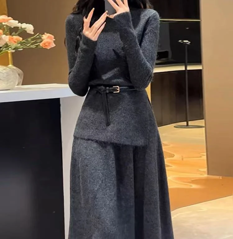 2025纯欲辣妹显瘦气质复古裙子时尚