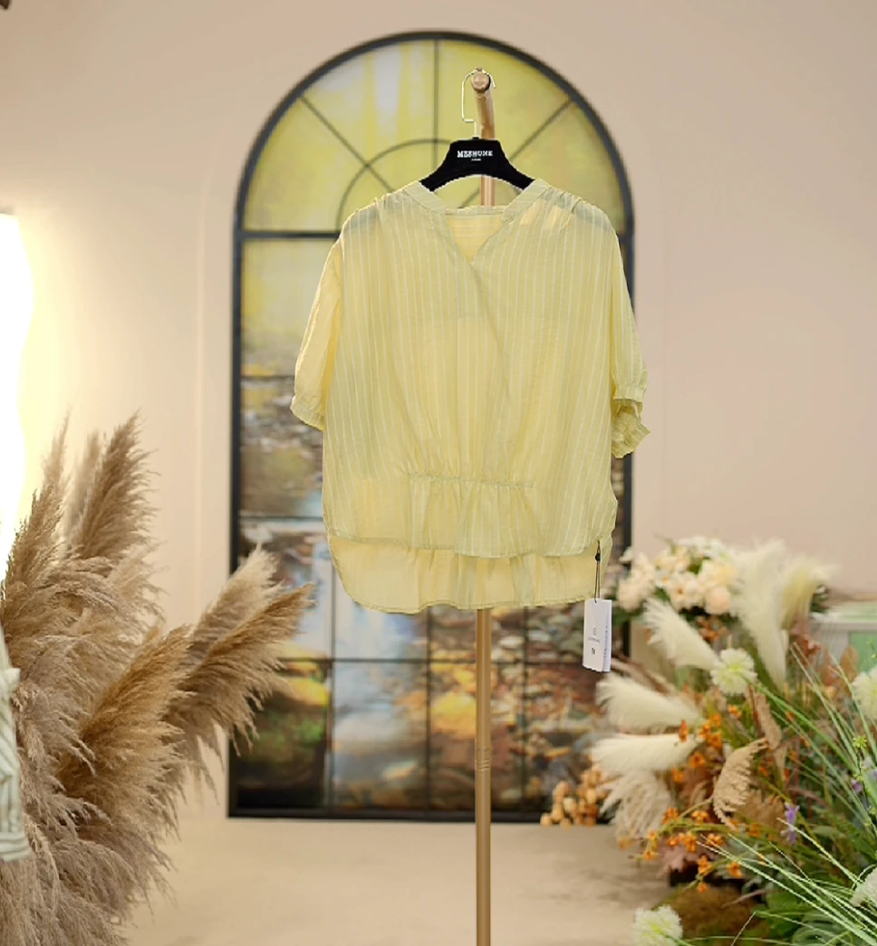 ss花田里|清凉一夏v领竖条纹设计宽松显瘦休闲气质夏季捏褶上衣