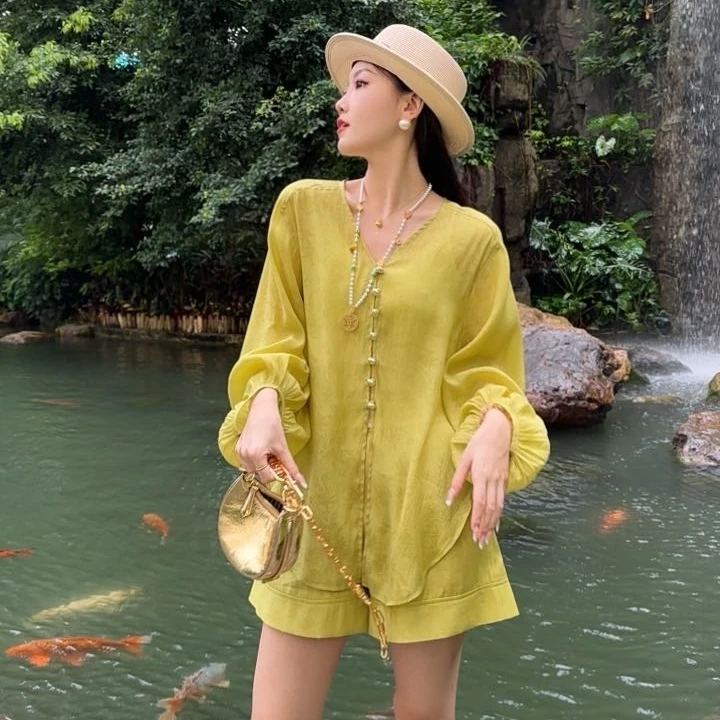 新款提花刺绣上衣松紧腰短裤时尚减龄百搭套装31009