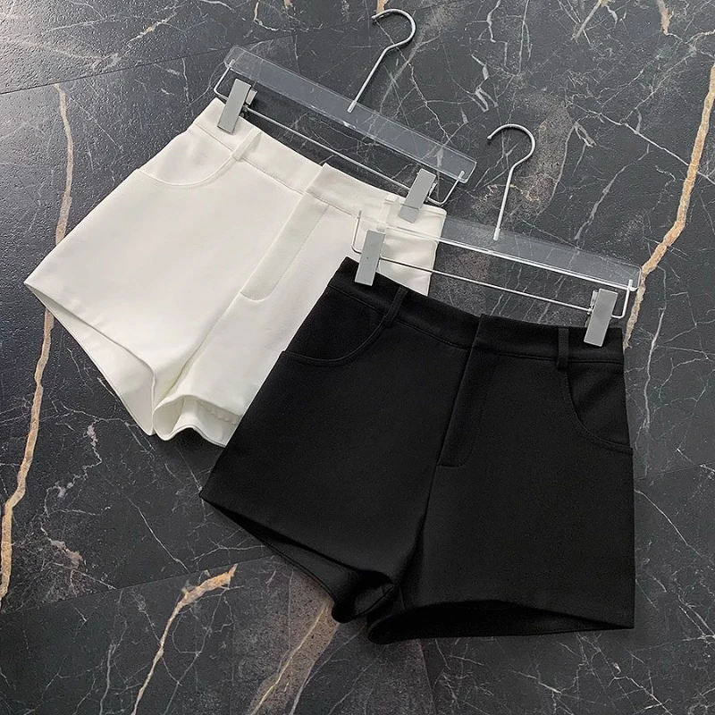 韩版休闲西装白色短裤女秋季黑色百搭时尚高腰显瘦阔腿裤直筒热裤