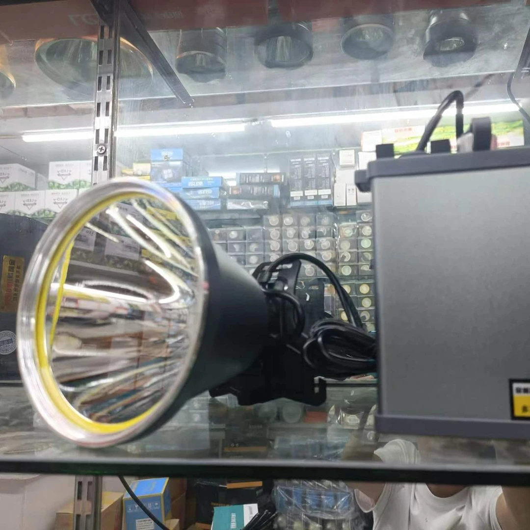 进口灯珠进口电池3万毫安强光8小时