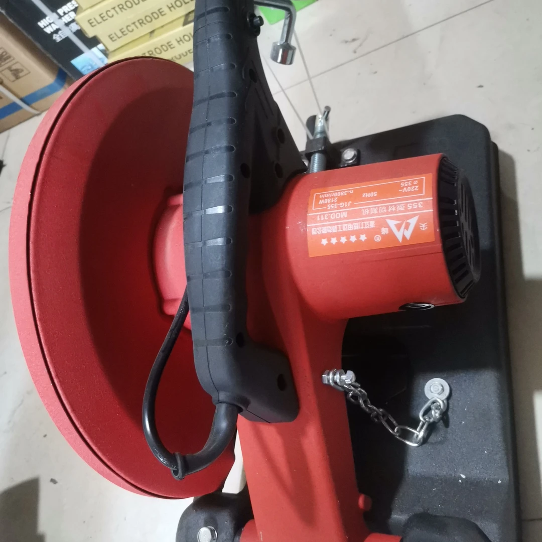 家用型工业级的帝克切割机。