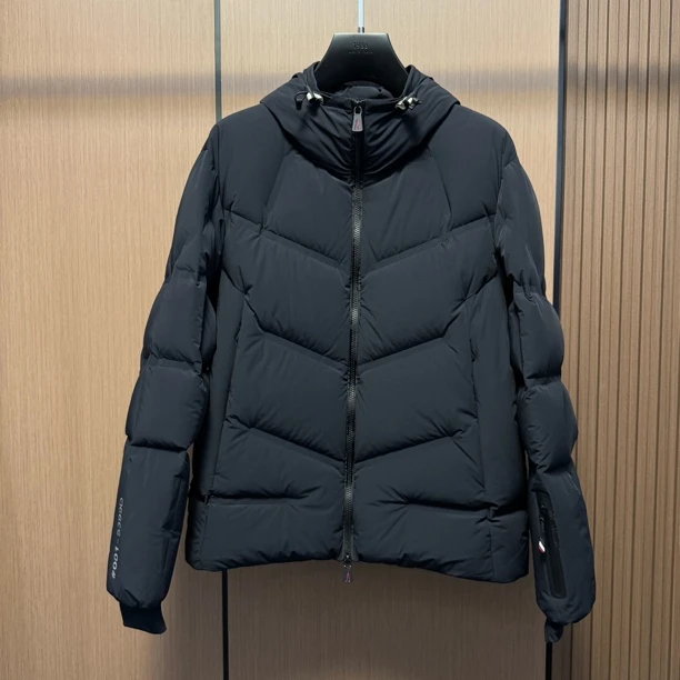 【黑标羽绒服】7777高品质设计感重工压胶时尚百搭连帽男士羽绒服
