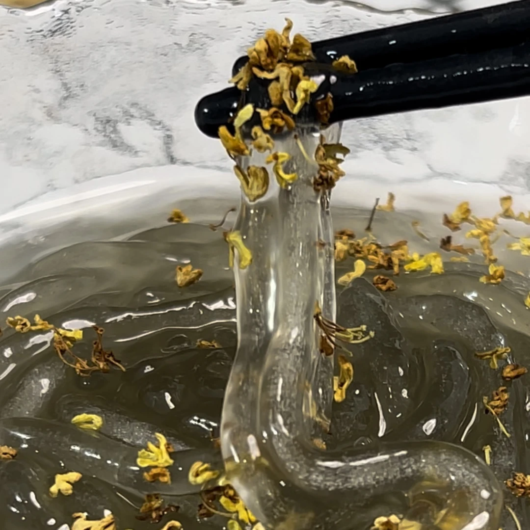 湛江薯粉条软糯有嚼劲当天现做