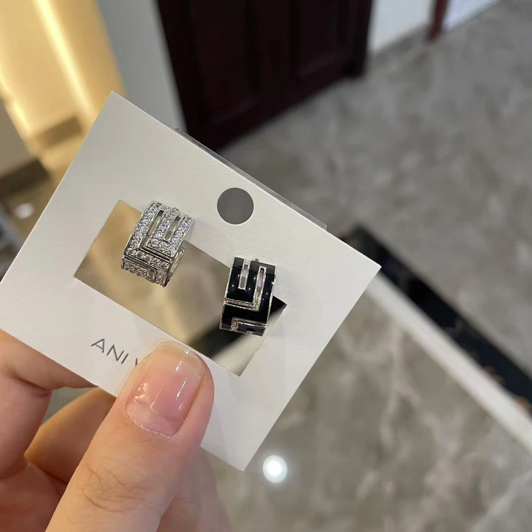 铜合金锆石耳饰 超高版 艾妮家高级感气质女神系耳圈 AE-9841