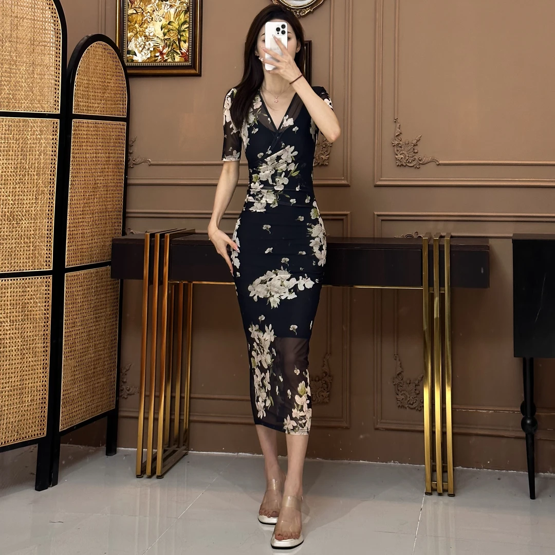 气质女人味V领中袖杏花疏影显瘦修身时尚百搭网纱包身连衣裙长裙