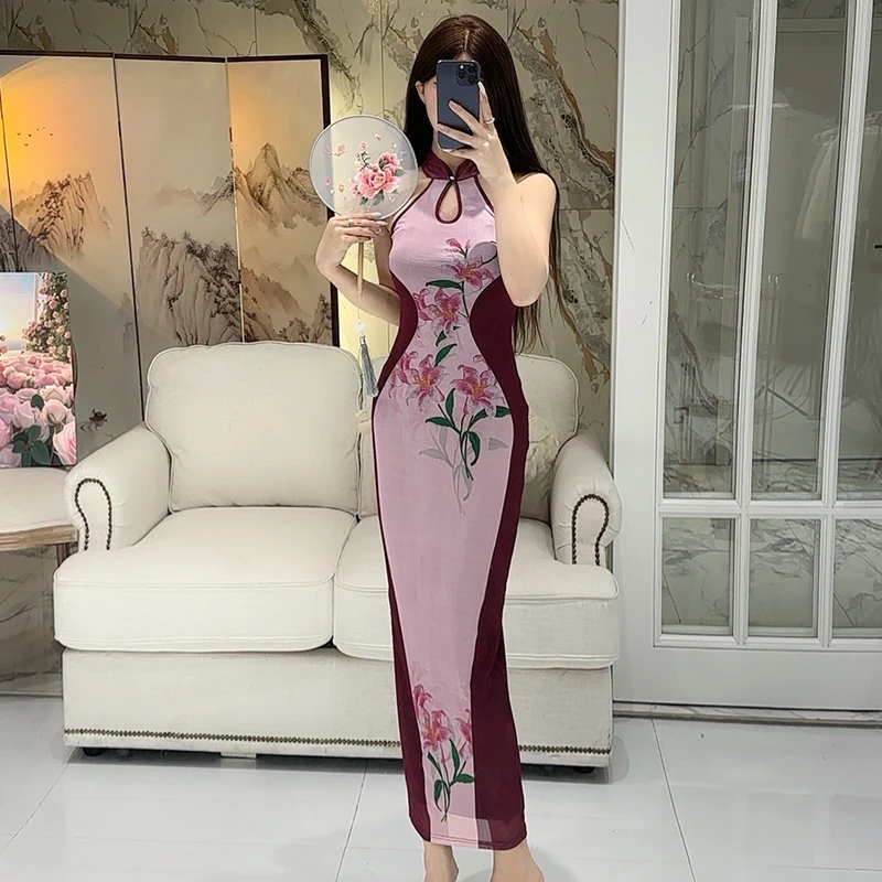 气质女人味轻奢立领无袖定位花宛丘淑媛显瘦修身百搭后开衩连衣裙