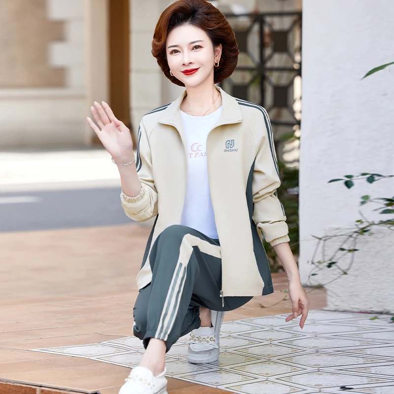 中老年妈妈时尚宽松外套女洋气减龄休闲运动服套装春秋中年两件套