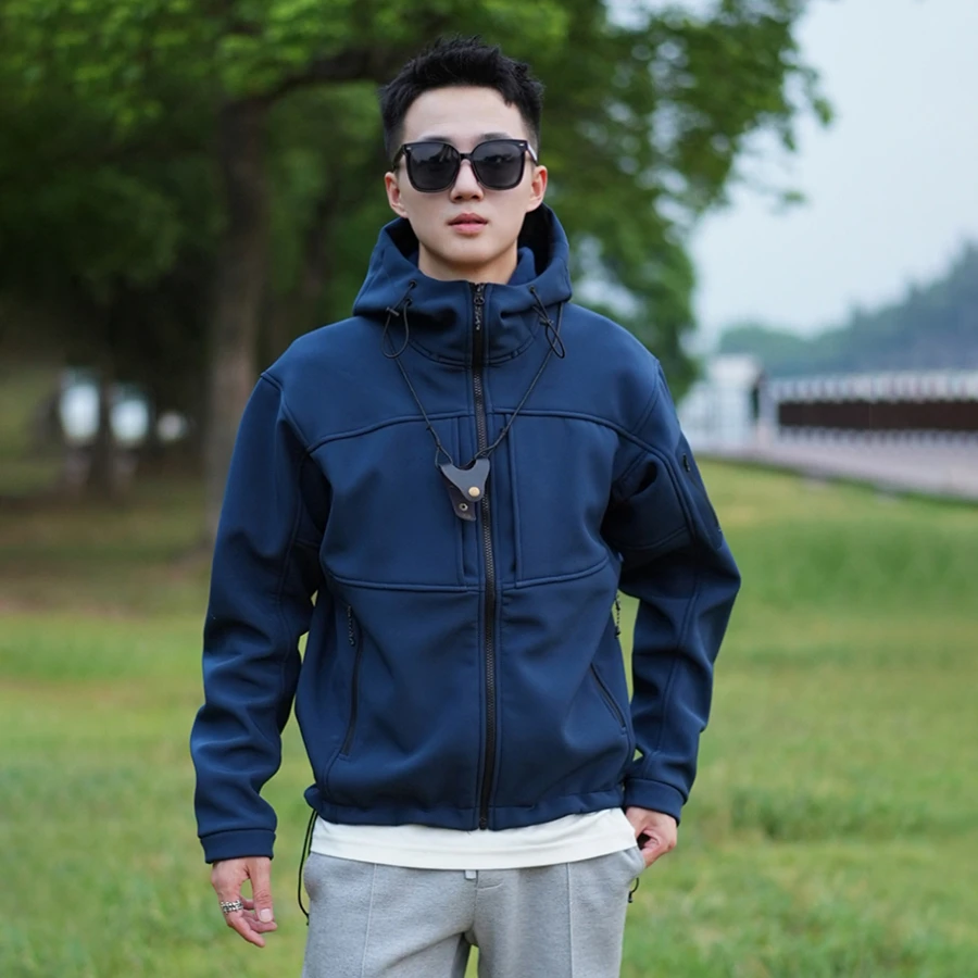 户外飞禽立体剪裁防风透气防泼水休闲男士加绒连帽夹克男外套
