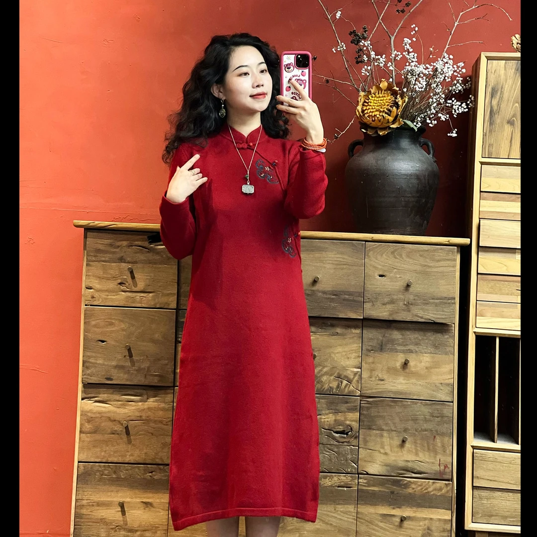 YANGZAIZAI/羊在在中国风修身显瘦针织中长款刺绣连衣裙LYQ90171
