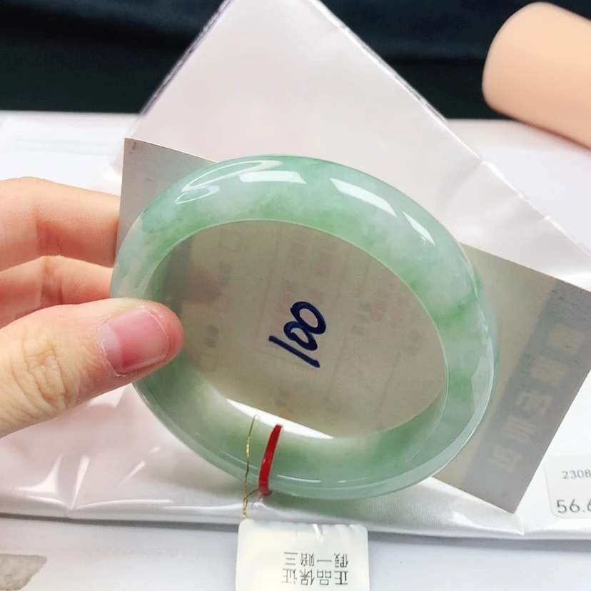 【闪购商品】翡翠手镯未镶嵌天然缅甸a货手镯56+
