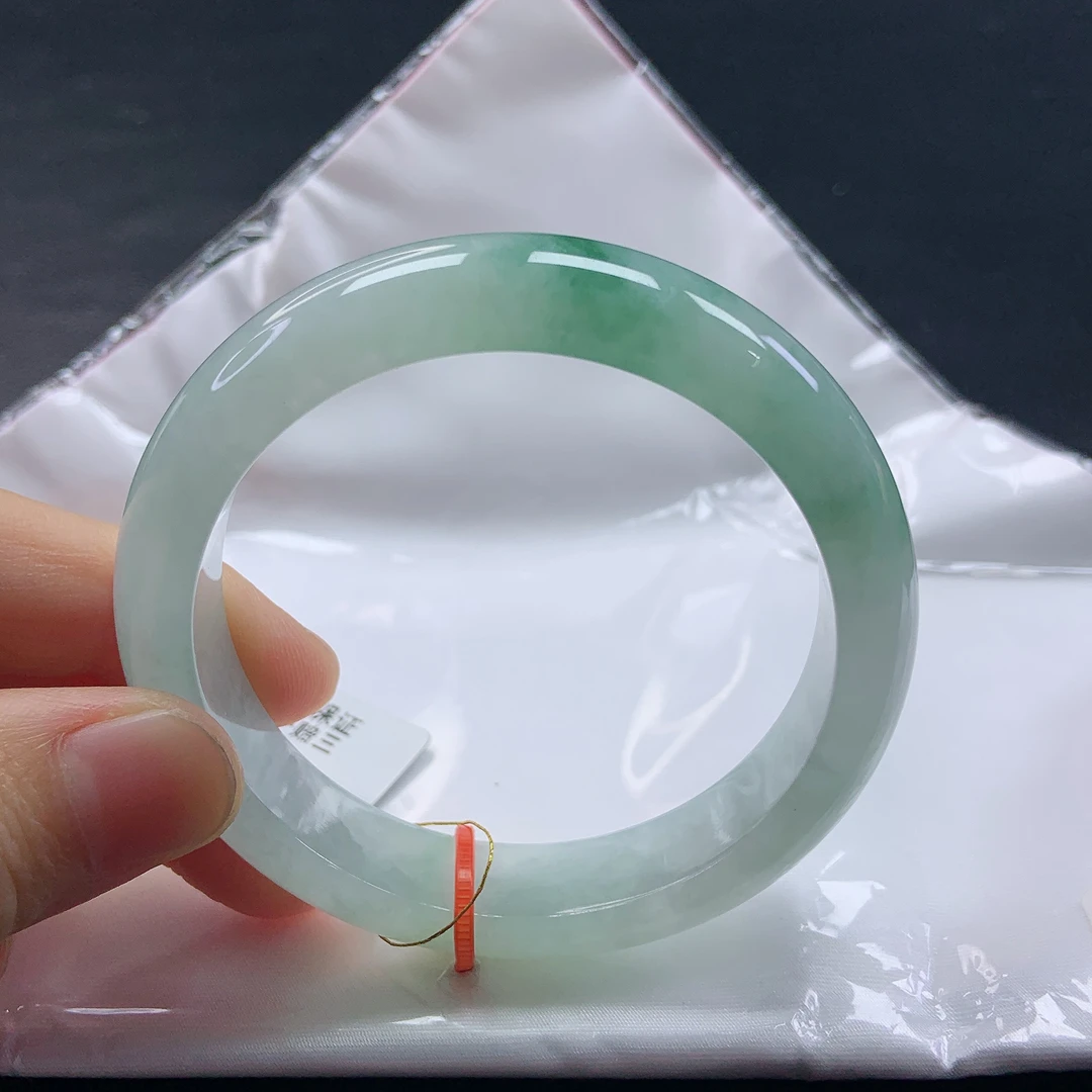 55➕圈口冰种冰透飘绿翡翠宽边手镯缅甸天然a货浅绿女款高雅大气